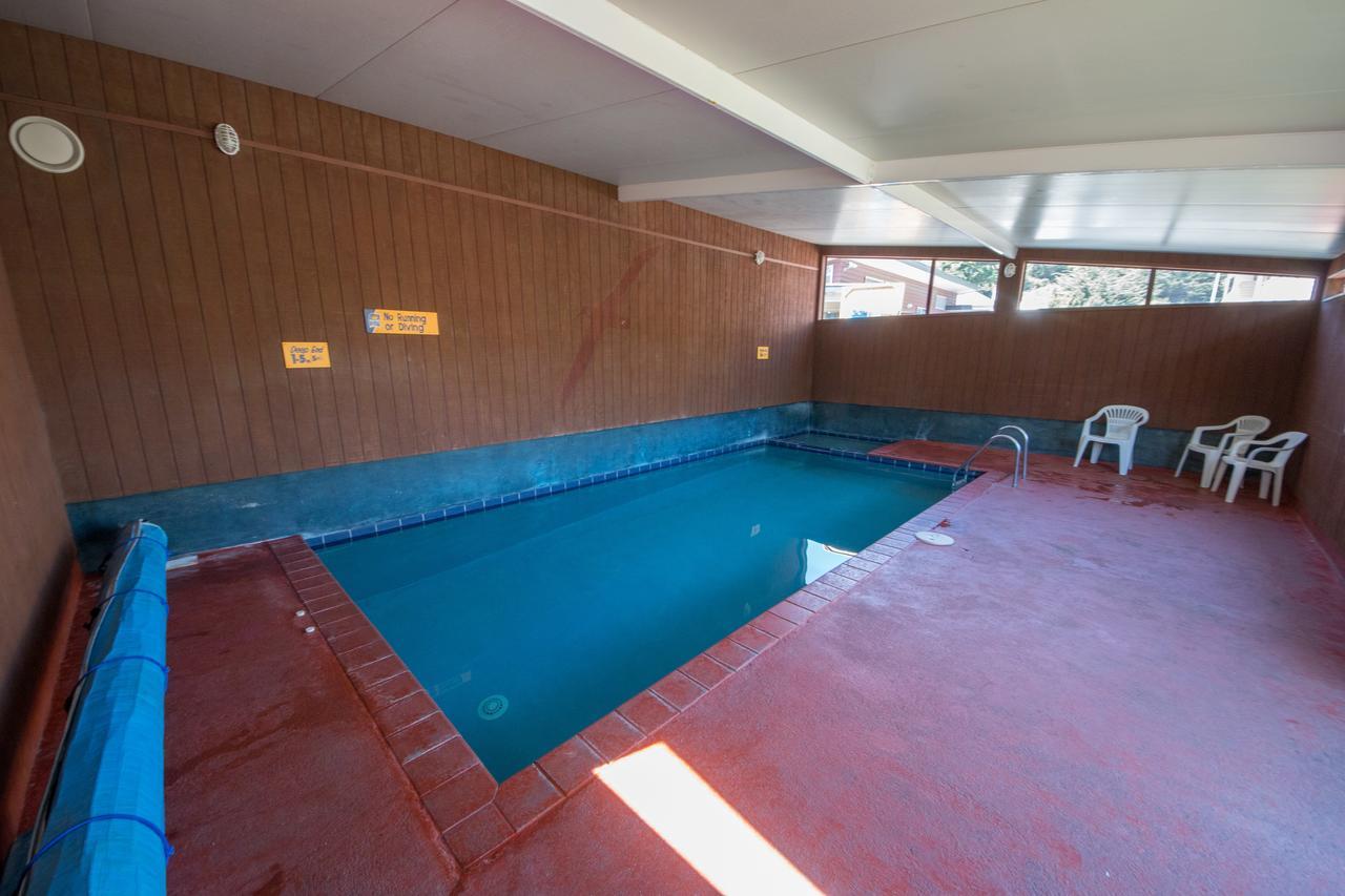 Aaron Lodge Holiday Park Dunedin Exterior photo